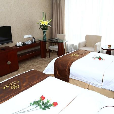 Long Zhou Grand Hotel Guangzhou Eksteriør billede