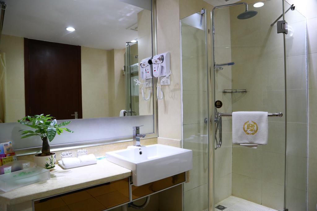 Long Zhou Grand Hotel Guangzhou Værelse billede