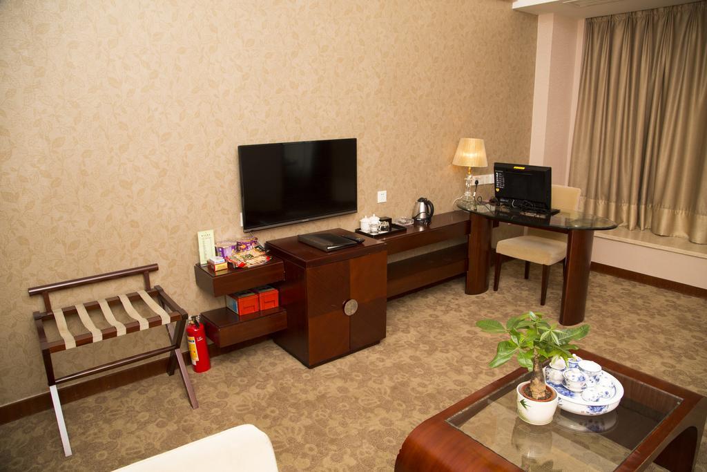 Long Zhou Grand Hotel Guangzhou Værelse billede