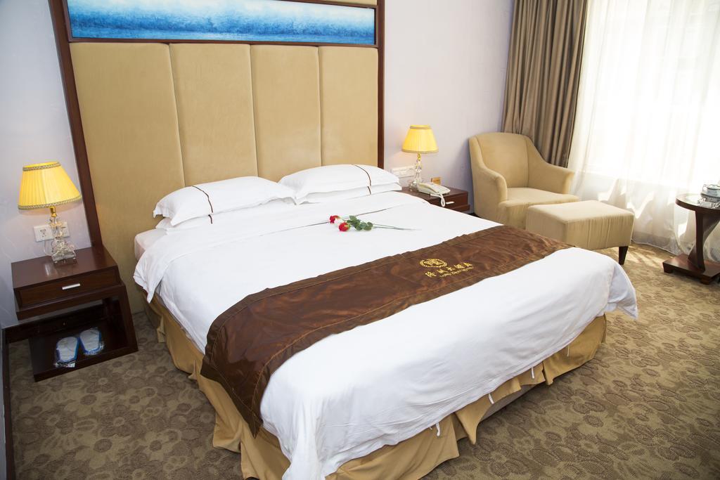 Long Zhou Grand Hotel Guangzhou Eksteriør billede