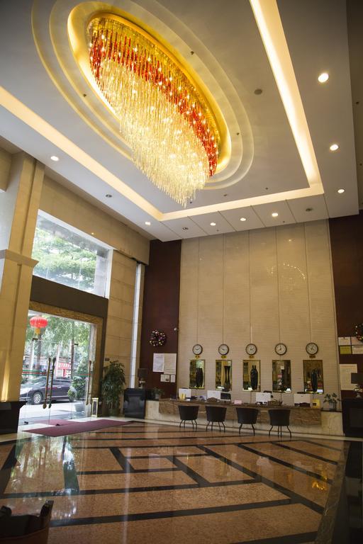 Long Zhou Grand Hotel Guangzhou Eksteriør billede